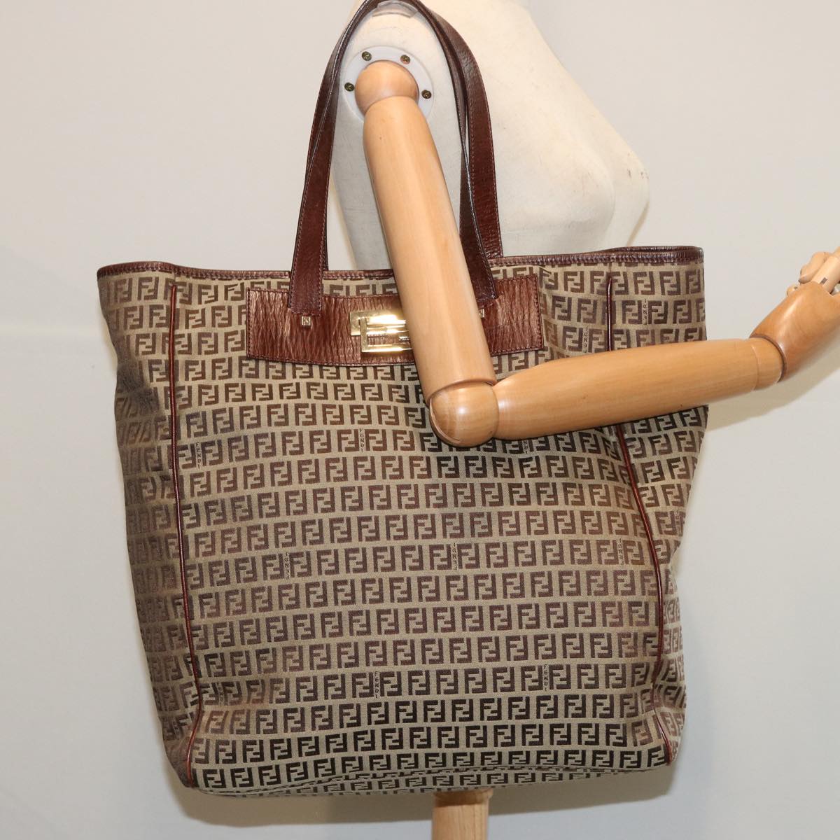 FENDI Zucchino Canvas Hand Bag Brown 67454