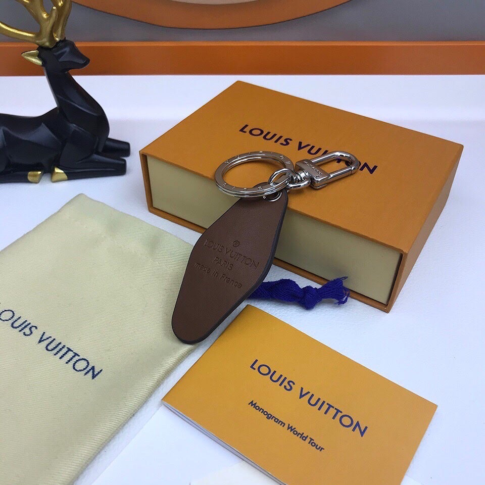GLM - Top Quality Keychains LUV 008