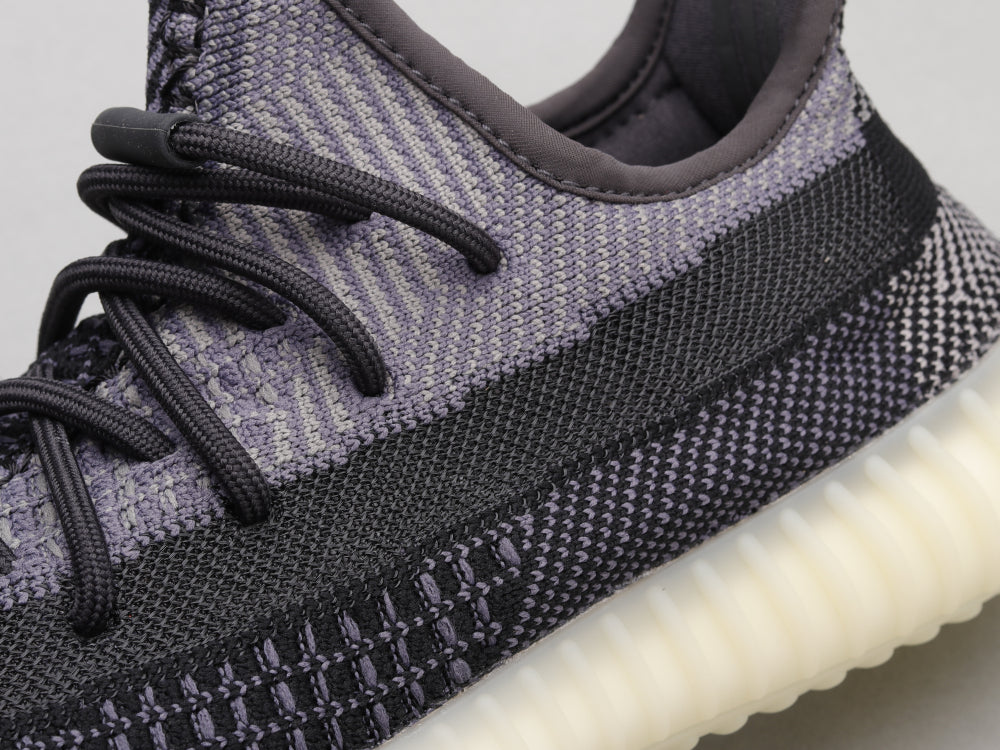 GLM - Yzy 350 Carbon Black Sesame Sneaker