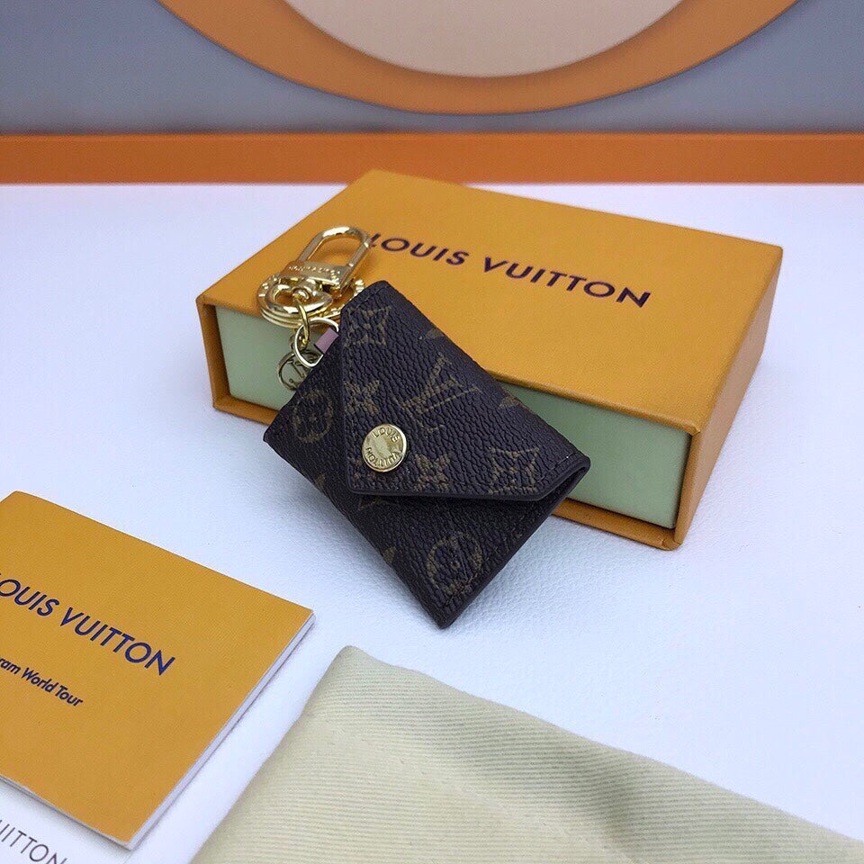 GLM -Top Quality Keychains LUV 069