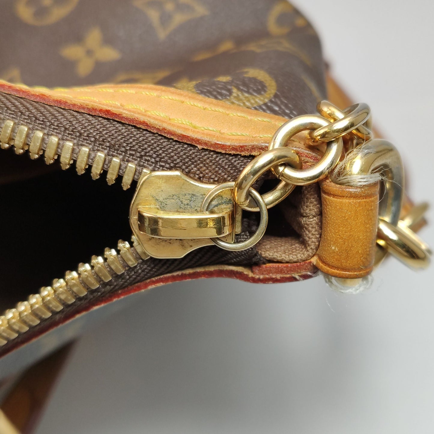 Preloved Louis Vuitton Palermo PM Monogram Canvas Shoulder Bag 250528781212292
