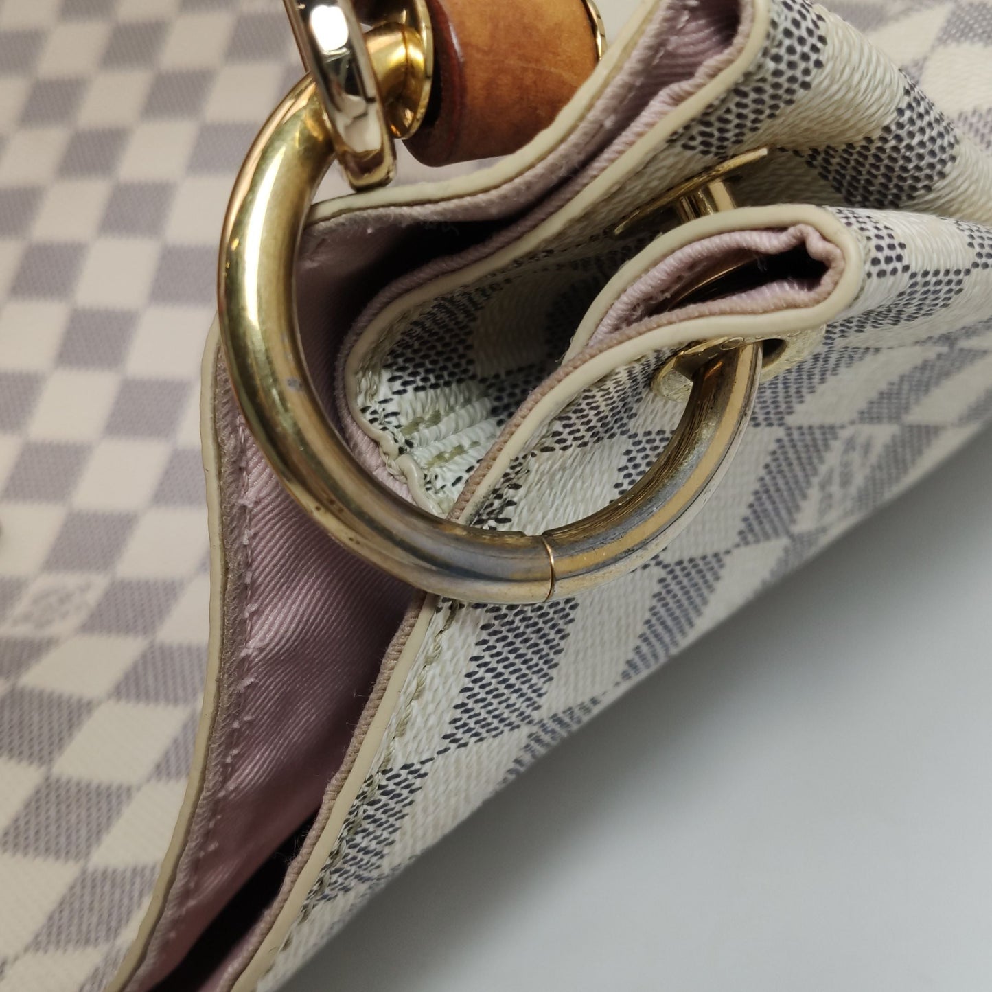 Preloved Louis Vuitton Graceful Medium Logo Monogram Shoulder Bag 250529781214080