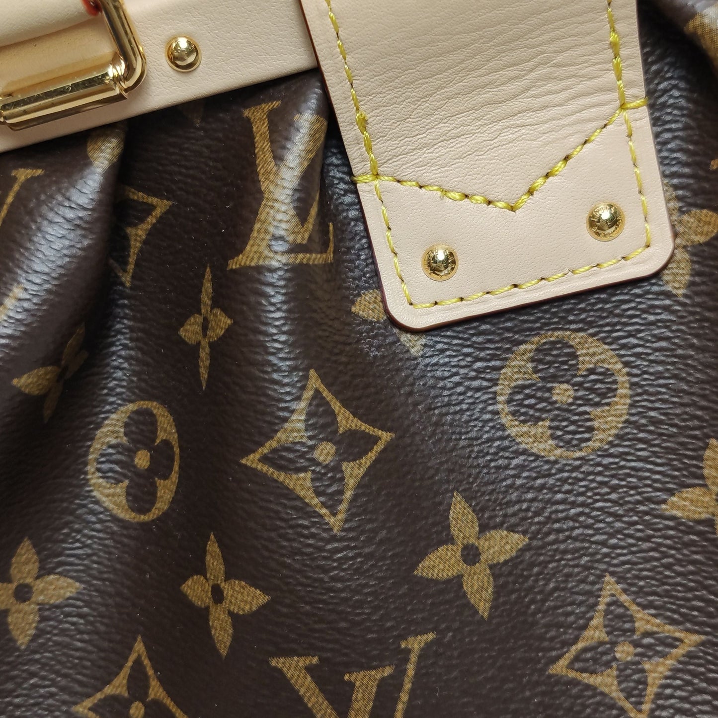 Preloved Louis Vuitton Clutch Box Medium Monogram Shoulder Bag with Chip 250603781221026