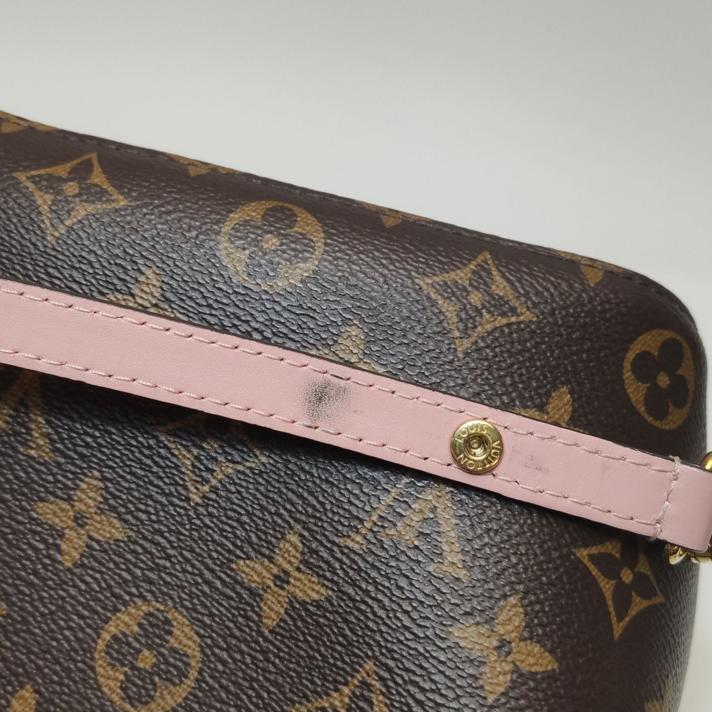 Preloved Louis Vuitton NÃ‰ONOÃ‰ Medium Monogram Canvas Drawstring Shoulder Bag 250604781222836