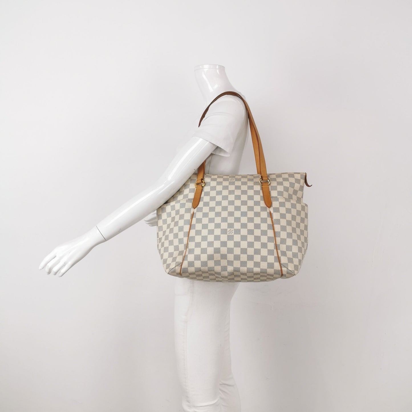 Preloved Louis Vuitton Totally Monogram Canvas Shoulder Bag 250602781219593