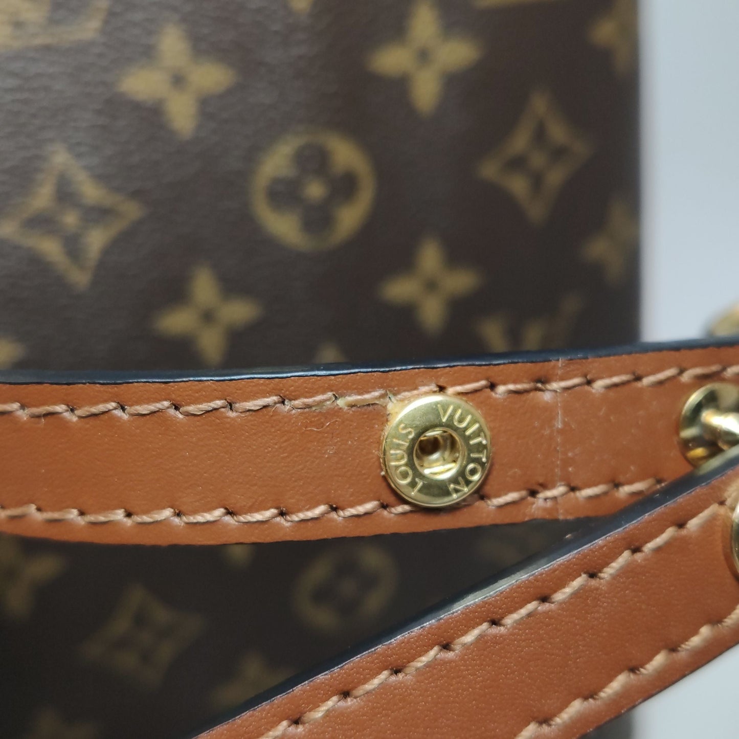 Preloved Louis Vuitton NÃ‰ONOÃ‰ Medium Monogram Canvas Drawstring Shoulder Bag with Chip 250602781218534