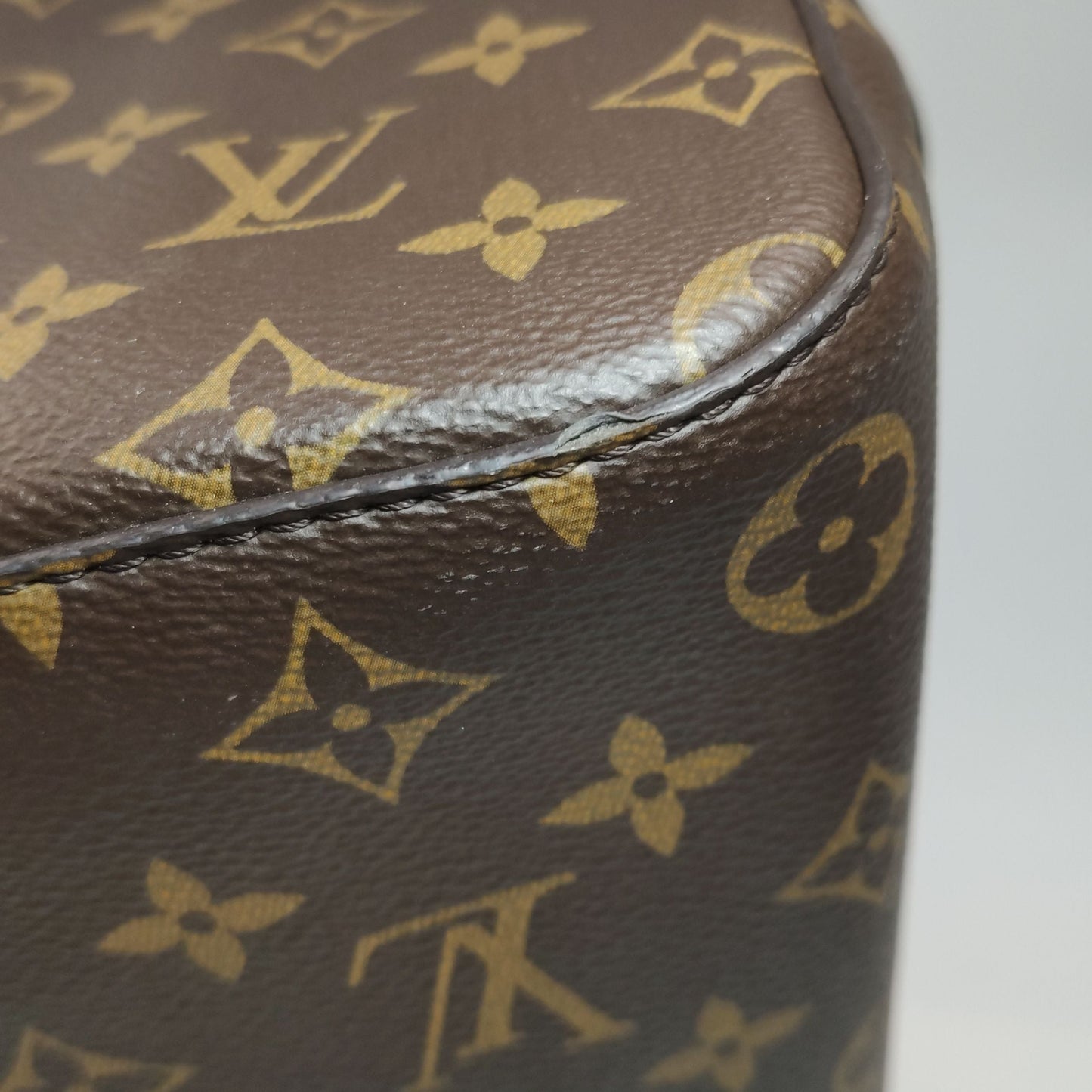 Preloved Louis Vuitton NÃ‰ONOÃ‰ Medium Monogram Canvas Drawstring Shoulder Bag with Chip 250602781218534