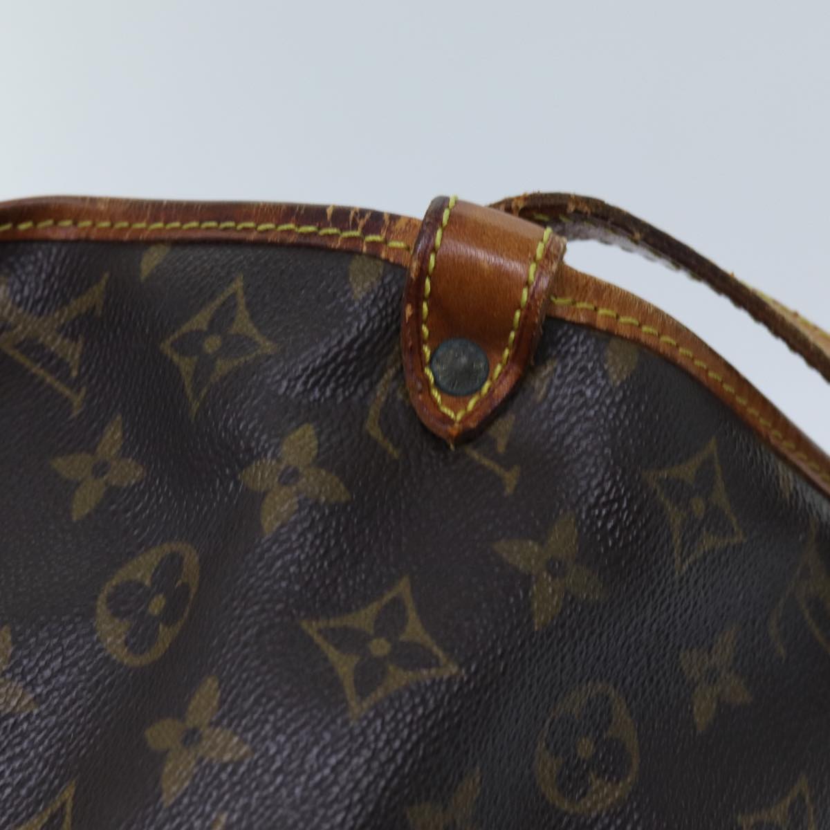 LOUIS VUITTON Monogram Saumur 30 Shoulder Bag M42256 LV 68910