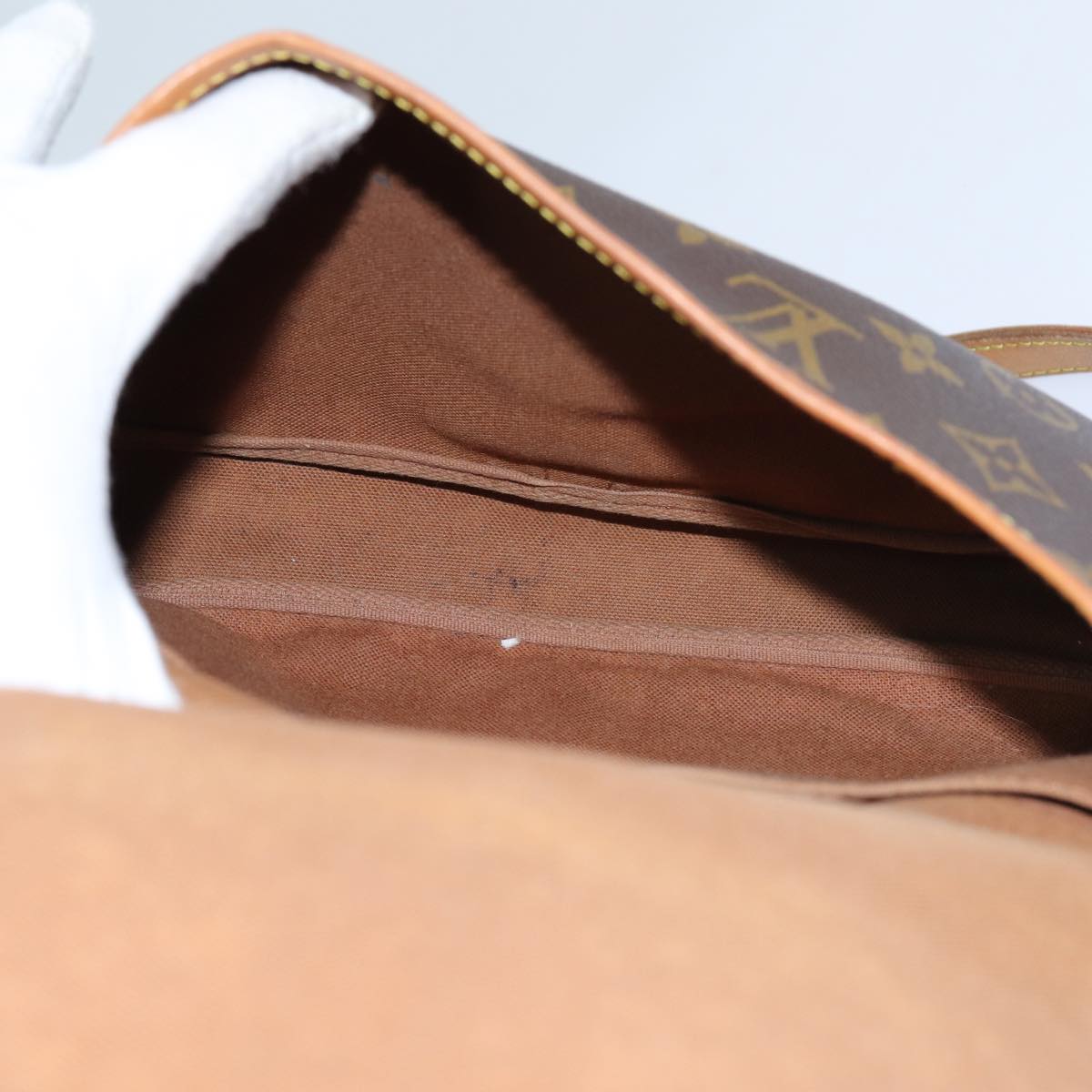 LOUIS VUITTON Monogram Saumur 30 Shoulder Bag M42256 LV 68910