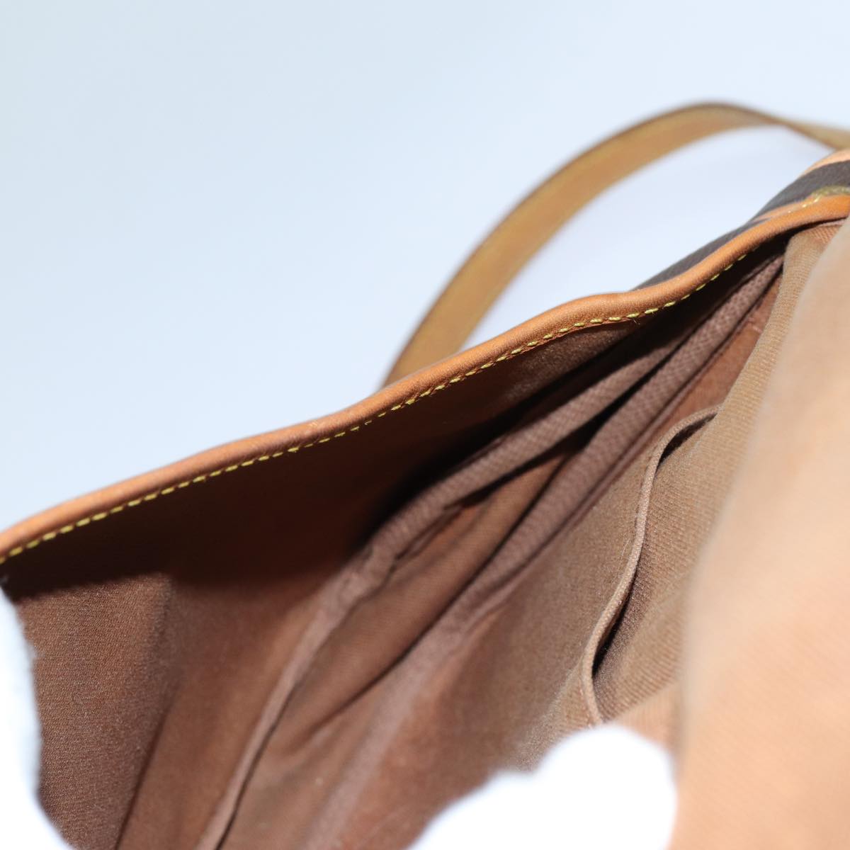 LOUIS VUITTON Monogram Saumur 30 Shoulder Bag M42256 LV 68910