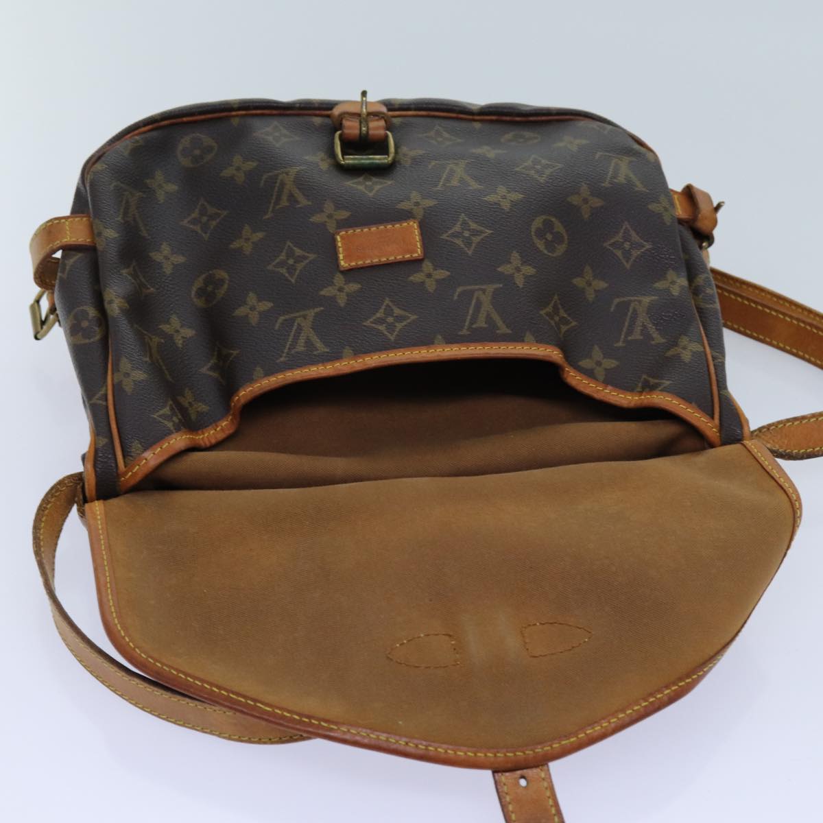 LOUIS VUITTON Monogram Saumur 30 Shoulder Bag M42256 LV 68910