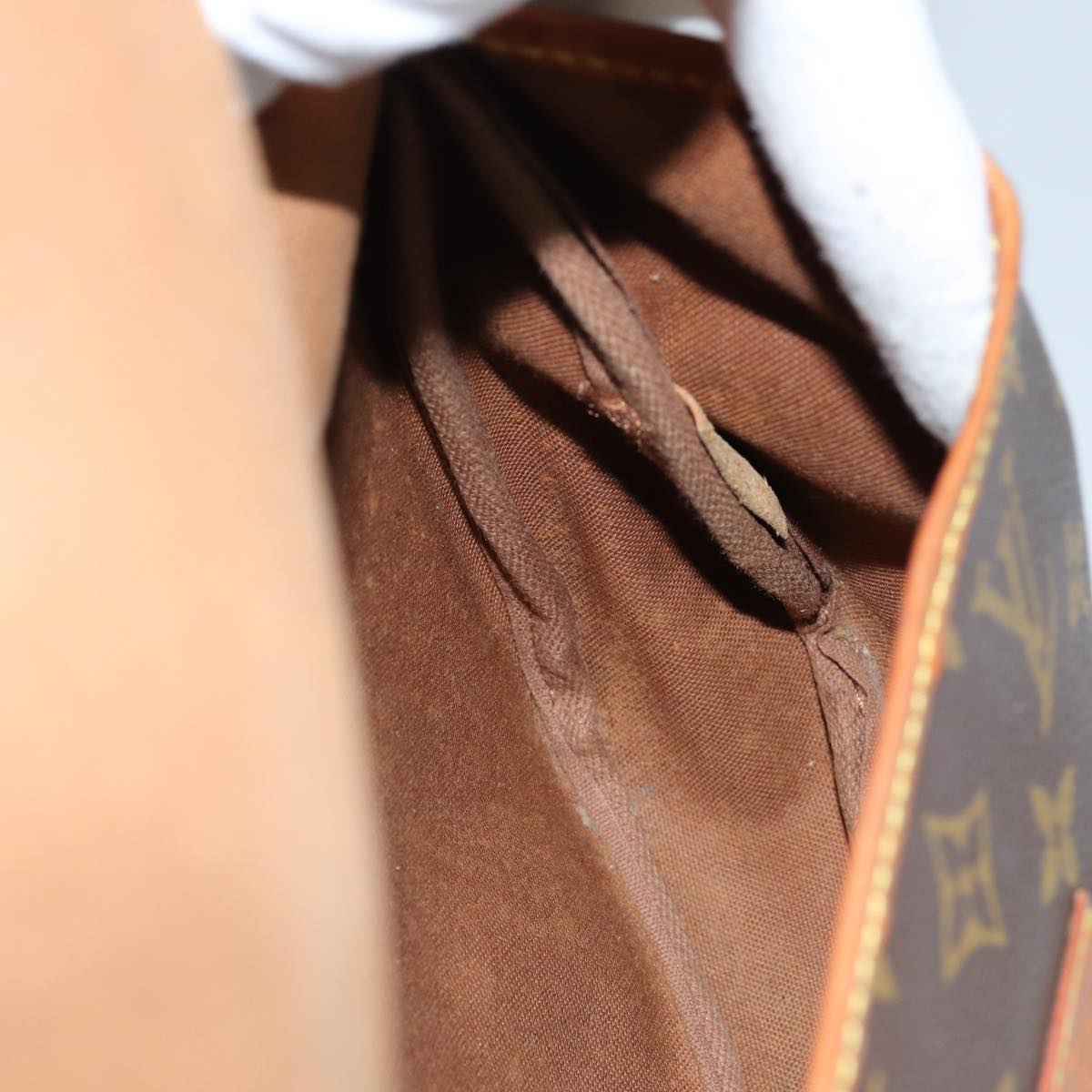 LOUIS VUITTON Monogram Saumur 30 Shoulder Bag M42256 LV 68910