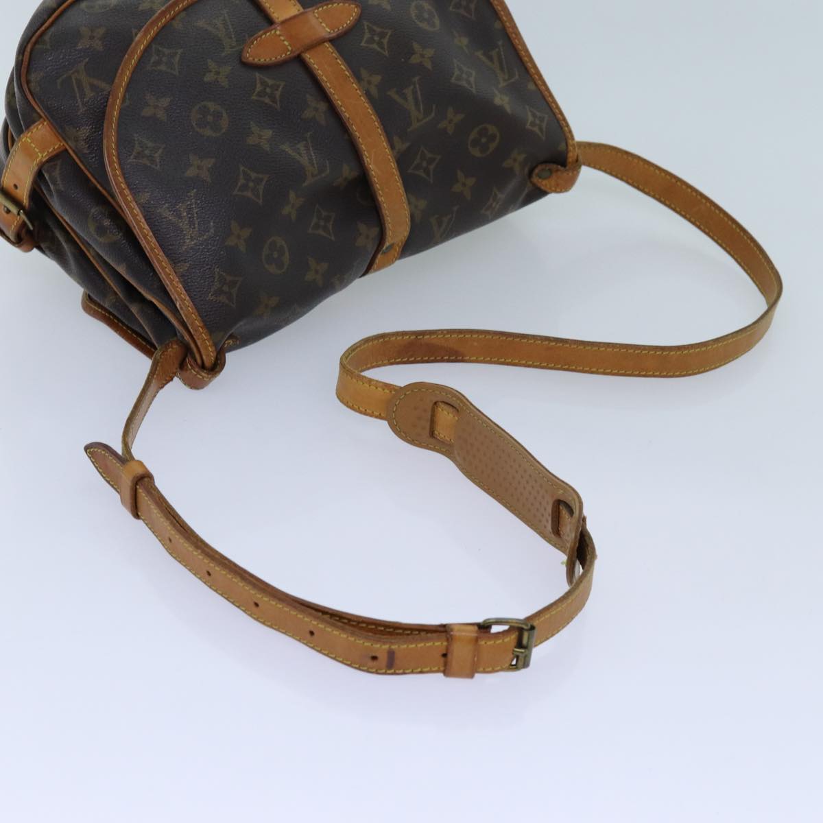 LOUIS VUITTON Monogram Saumur 30 Shoulder Bag M42256 LV 68910