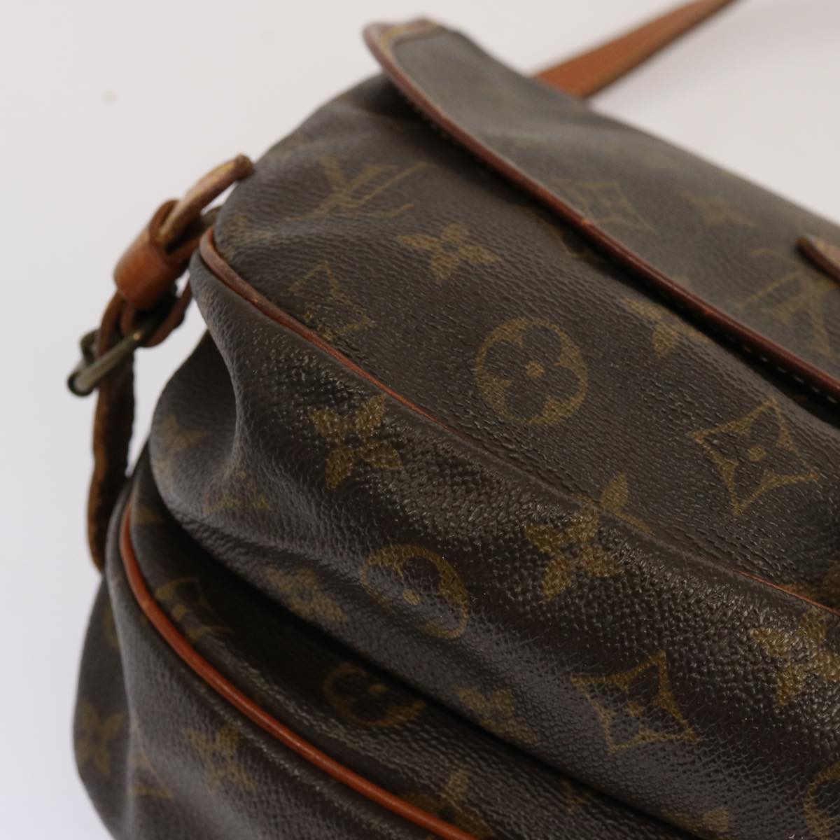 LOUIS VUITTON Monogram Saumur 30 Shoulder Bag M42256 LV 69724