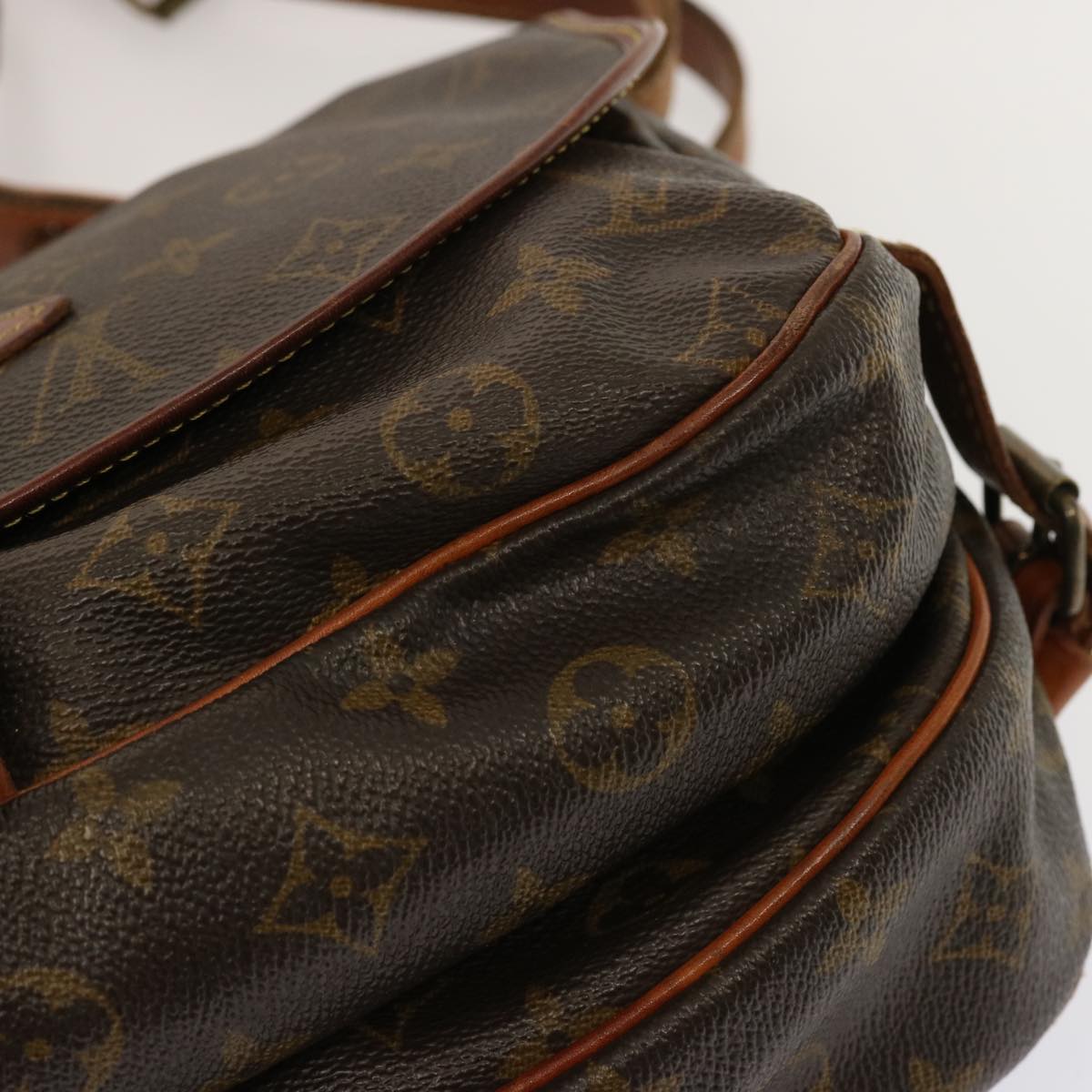 LOUIS VUITTON Monogram Saumur 30 Shoulder Bag M42256 LV 69724