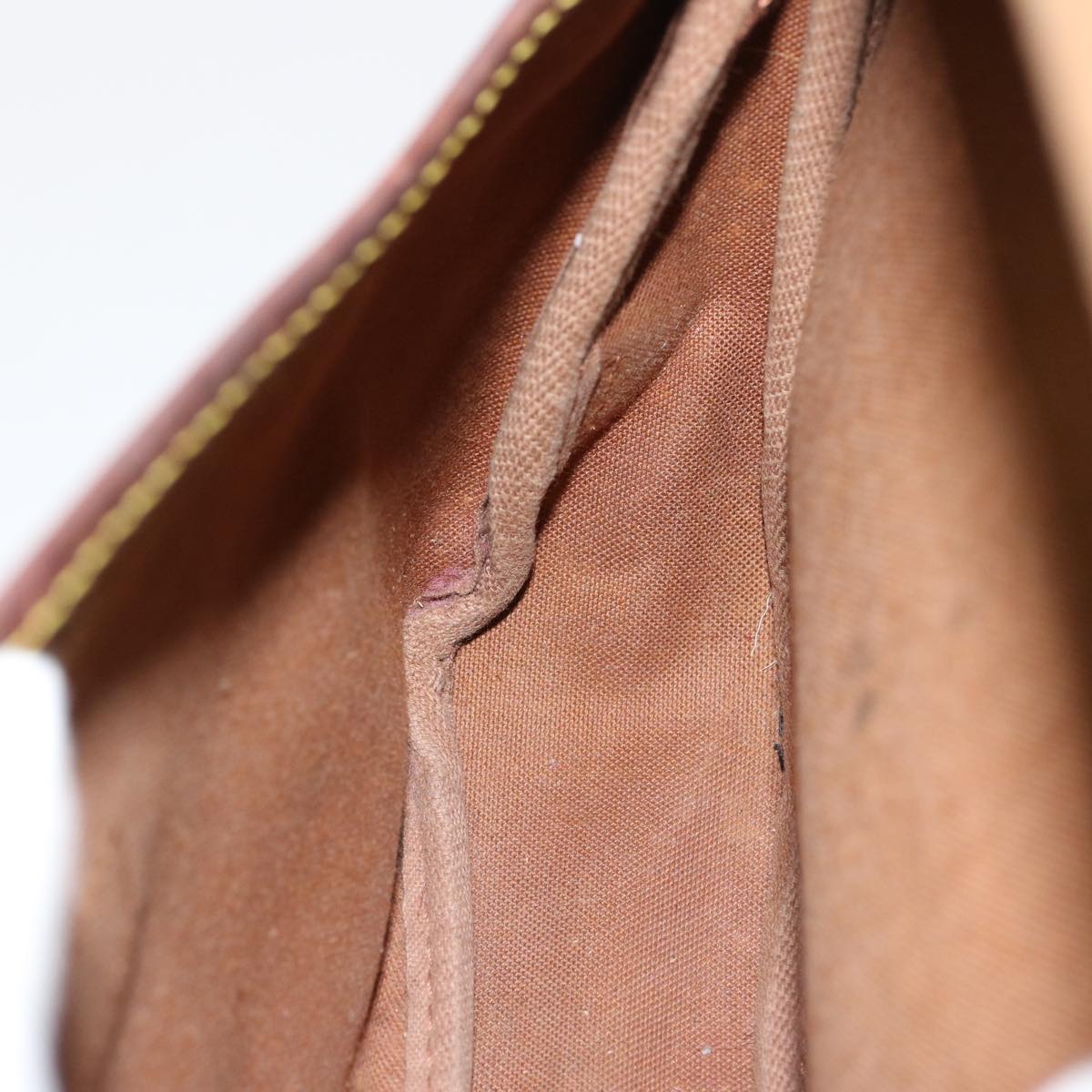 LOUIS VUITTON Monogram Saumur 30 Shoulder Bag M42256 LV 69724