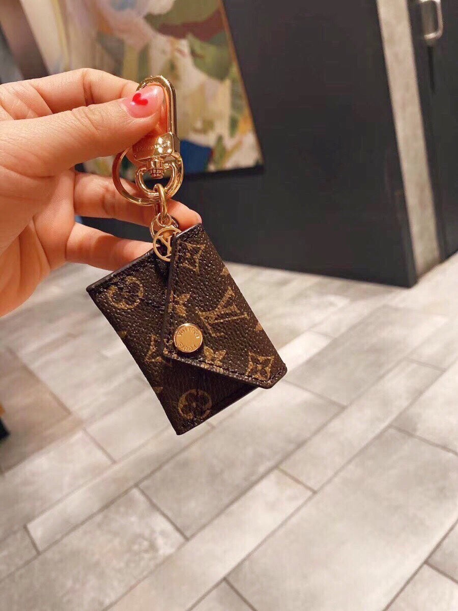 GLM -Top Quality Keychains LUV 069
