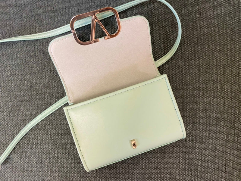 GLM - VEL Bags - 820
