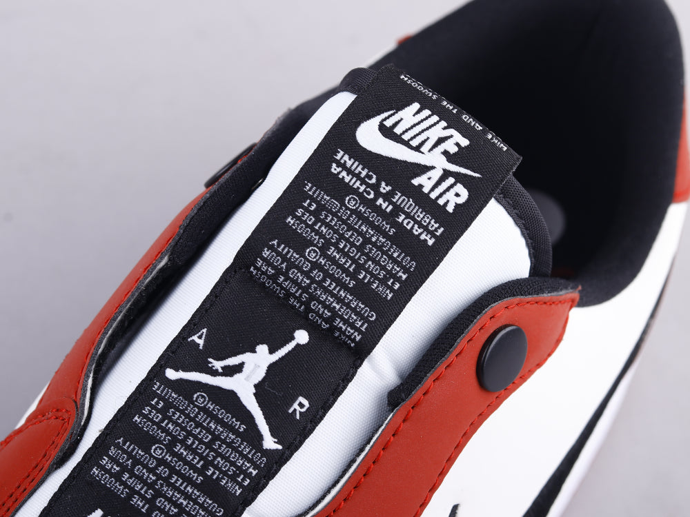 GLM - AJ1 Chicago Reflection