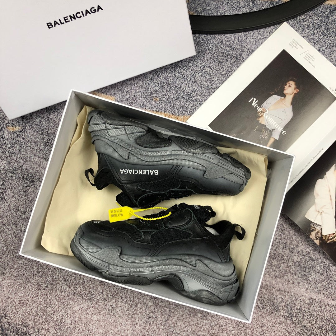 GLM - Top Quality Bla Sneaker 072