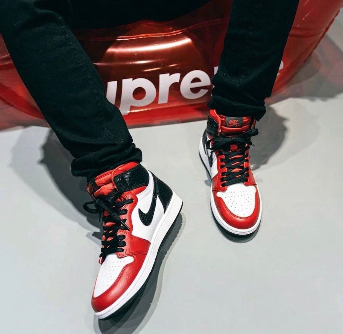 GLM - AJ1 satin snake print