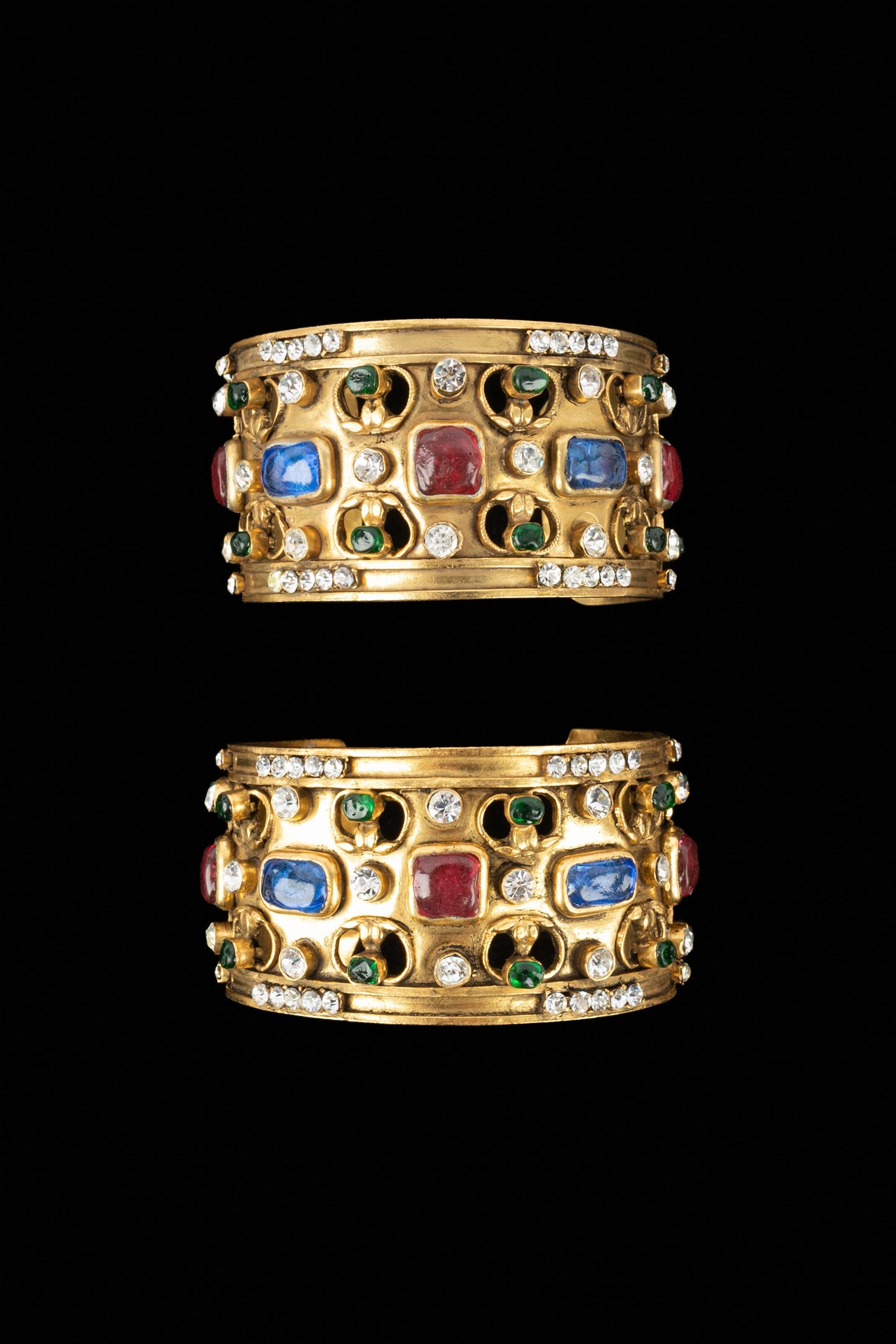 Exceptionnelle paires de bracelets Chanel