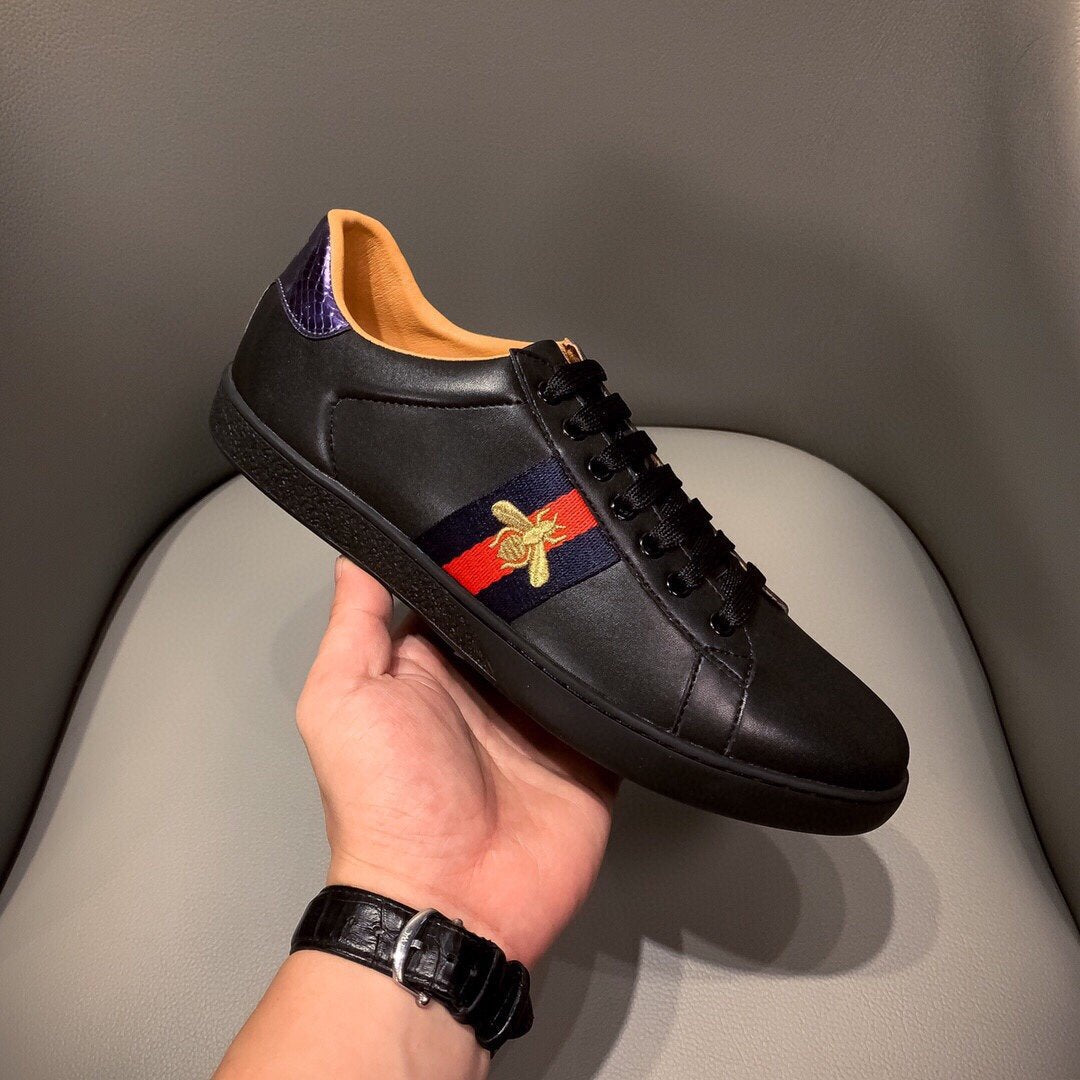 GLM-GCI  Ace Embroidered  Bee  SNEAKER 124