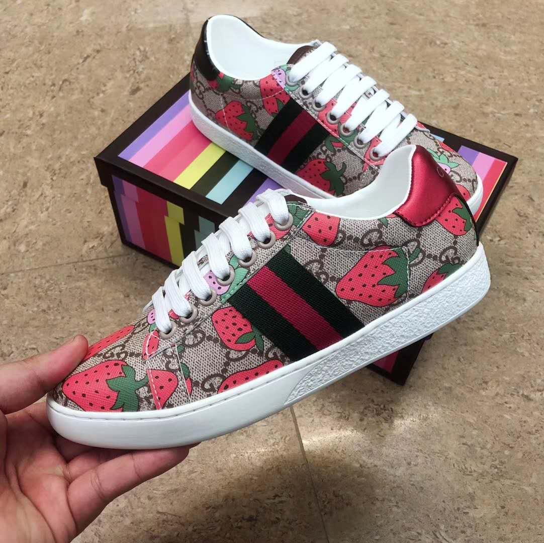 GLM-GCI STRAWBERRY ACE  Sneaker  033