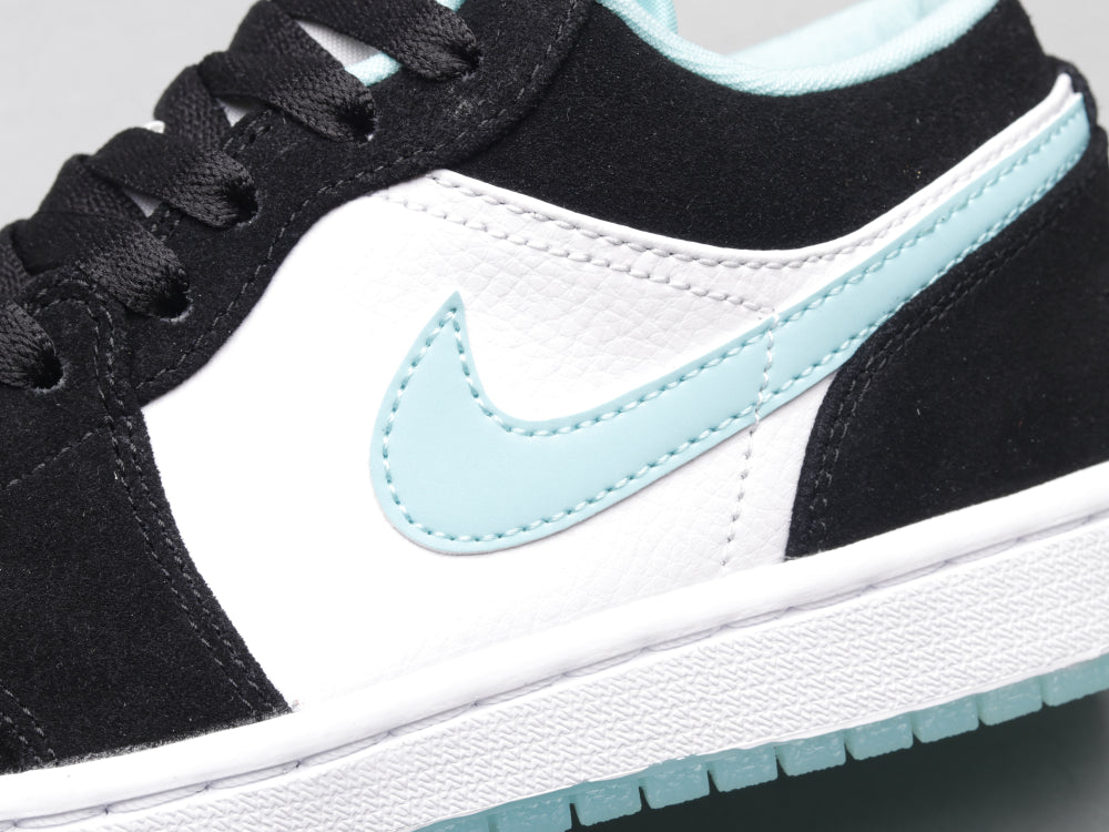 GLM - AJ1 Black and Green toes