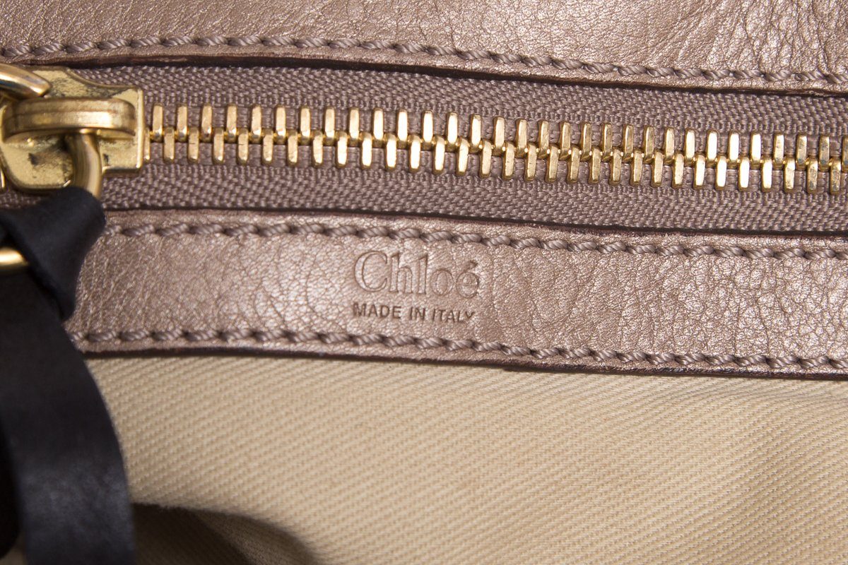 ChloÃƒÆ’Ã‚Â© Ivory Handle Bag