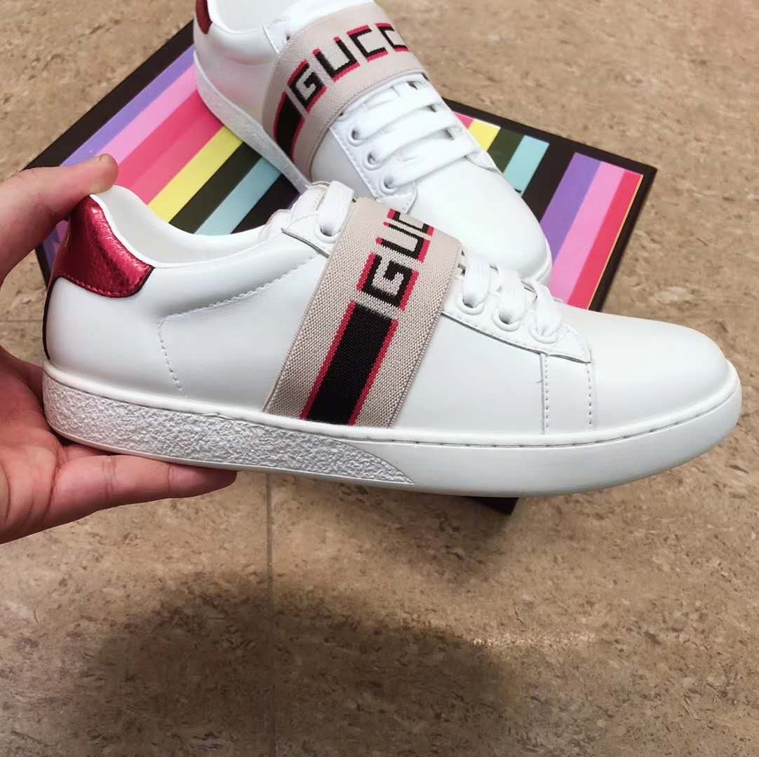 GLM-GCI Ace  Embroidered Sneaker 032