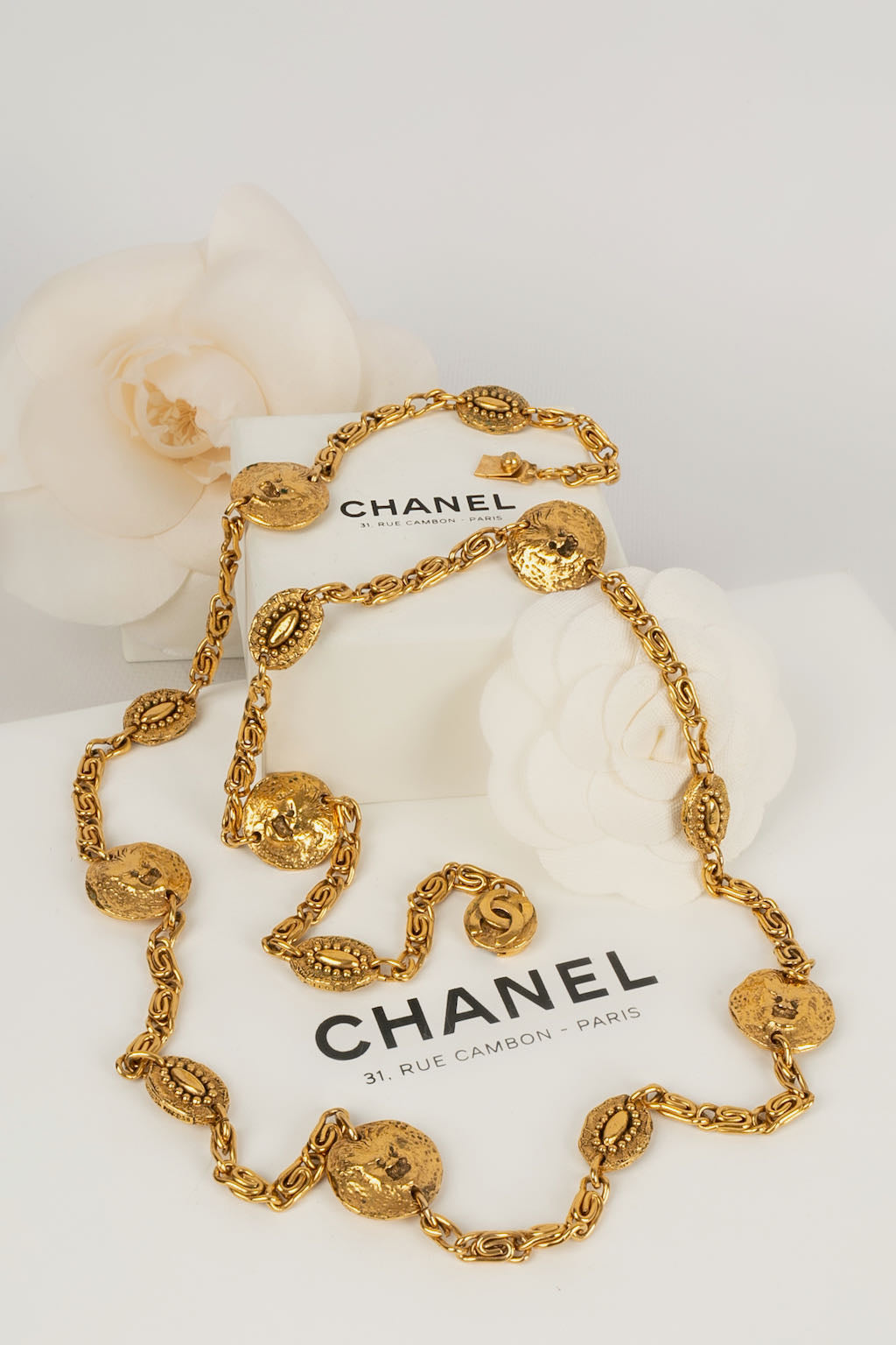 Sautoir/Collier dorÃƒÆ’Ã‚Â© Chanel