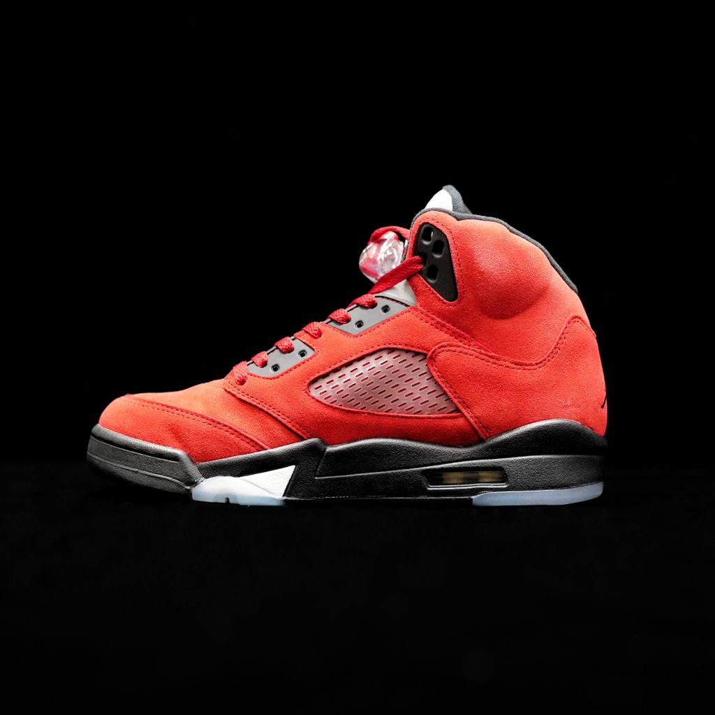 GLM - AJ5 Angry Bull
