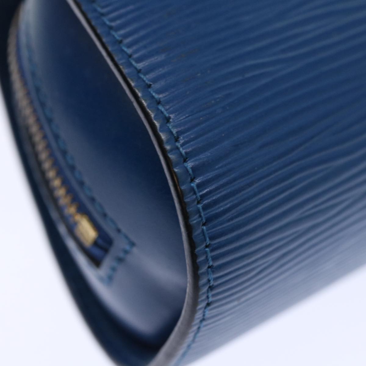 LOUIS VUITTON Epi Dauphine PM Pouch Blue M48445 LV 70428