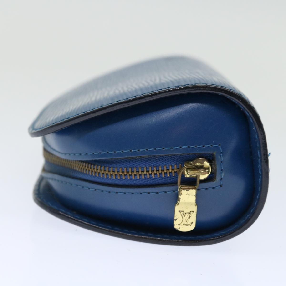 LOUIS VUITTON Epi Dauphine PM Pouch Blue M48445 LV 70428