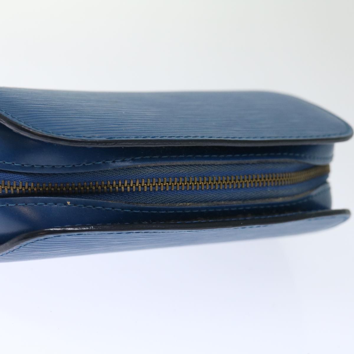 LOUIS VUITTON Epi Dauphine PM Pouch Blue M48445 LV 70428