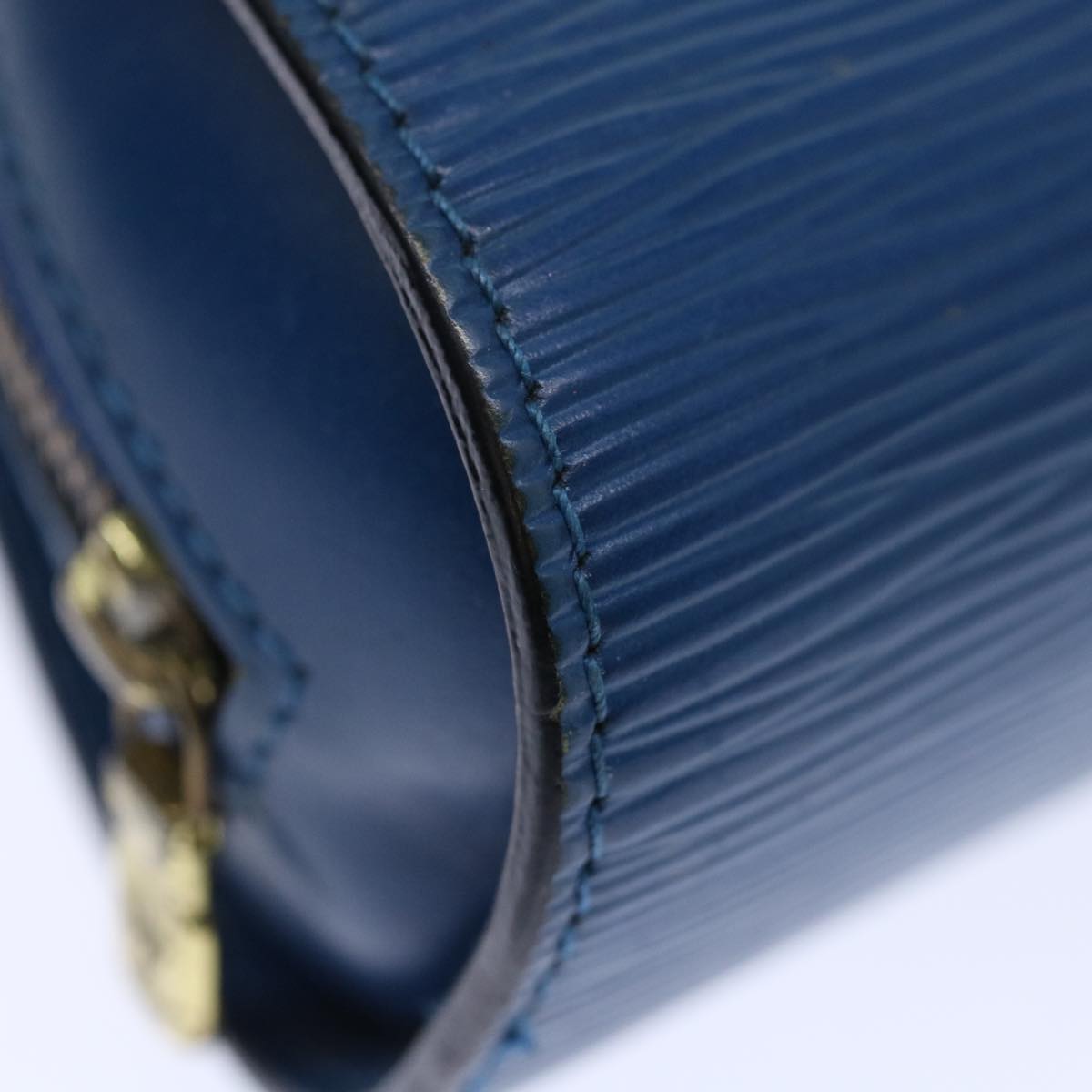 LOUIS VUITTON Epi Dauphine PM Pouch Blue M48445 LV 70428