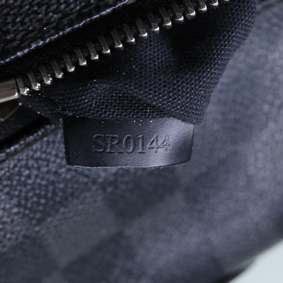 LOUIS VUITTON Damier Graphite Mick PM Shoulder Bag N40003 LV 70438