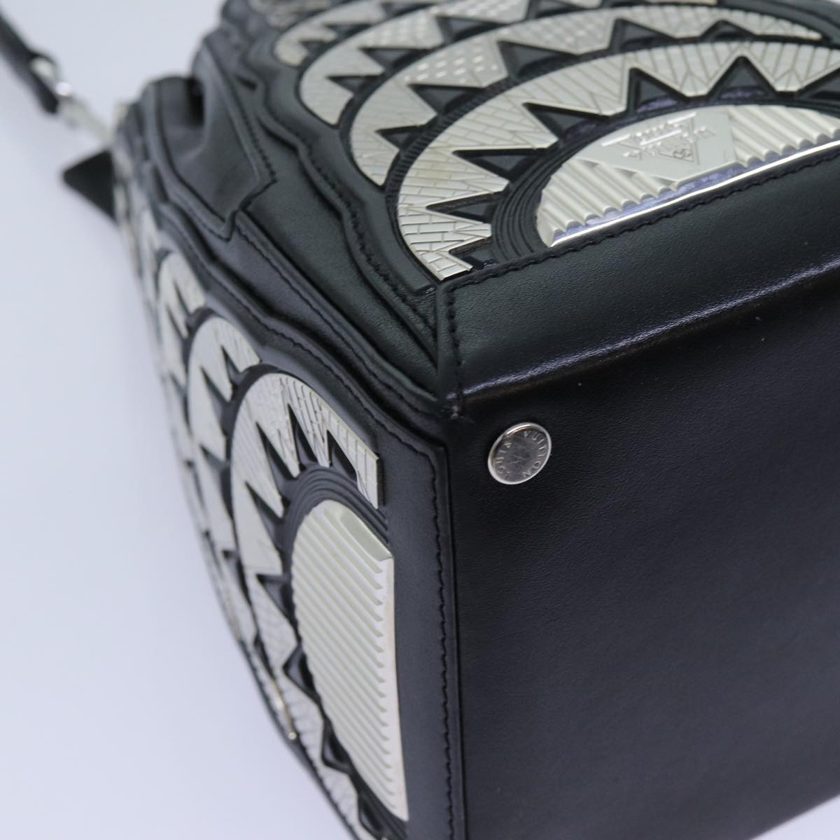 LOUIS VUITTON LV Buildings Minodiere Hand Bag Black M55728 LV 70445S