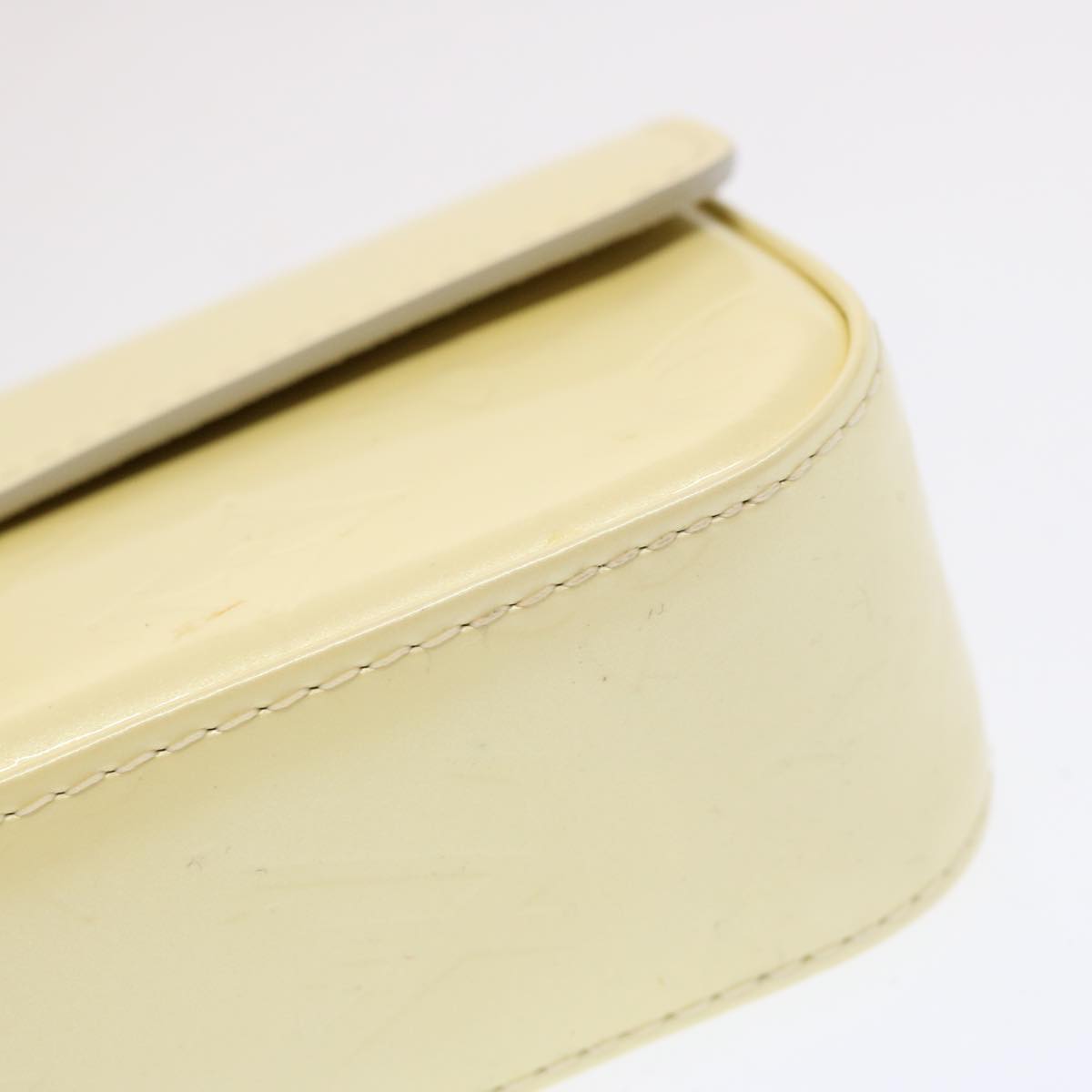 LOUIS VUITTON Vernis Pochette lagoon Glasses Case Perle M91801 LV 70502