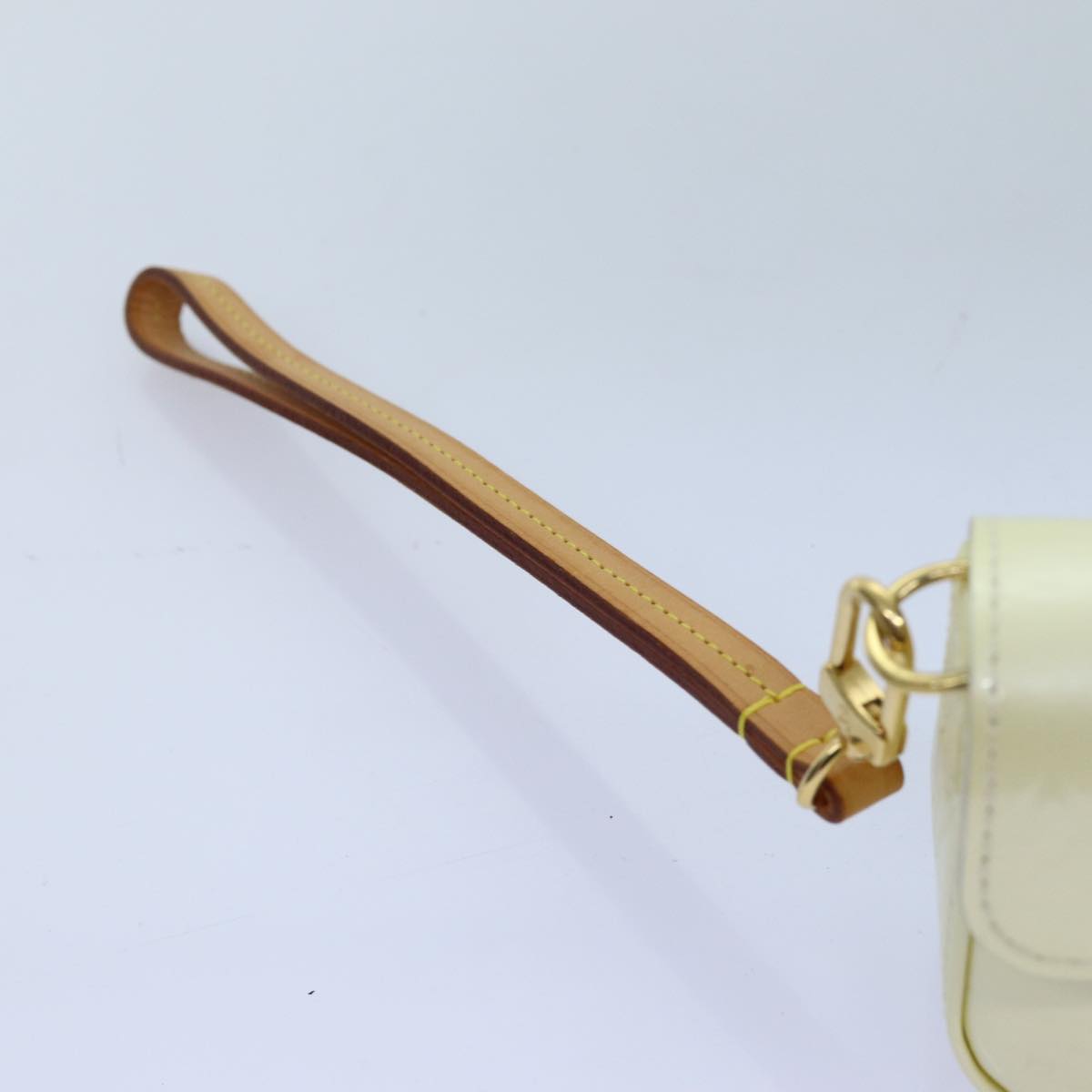 LOUIS VUITTON Vernis Pochette lagoon Glasses Case Perle M91801 LV 70502
