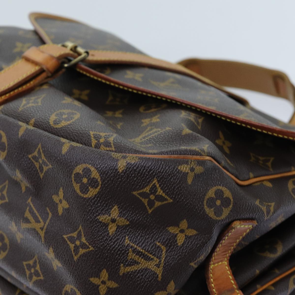 LOUIS VUITTON Monogram Saumur 35 Shoulder Bag M42254 LV 70520