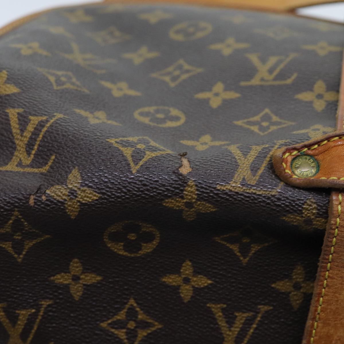 LOUIS VUITTON Monogram Saumur 35 Shoulder Bag M42254 LV 70520