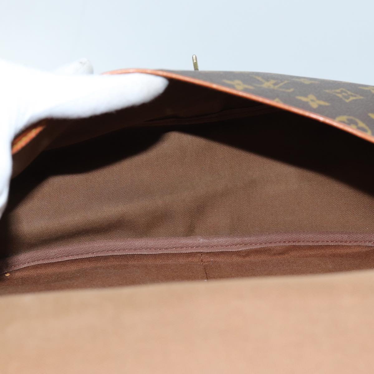 LOUIS VUITTON Monogram Saumur 35 Shoulder Bag M42254 LV 70520