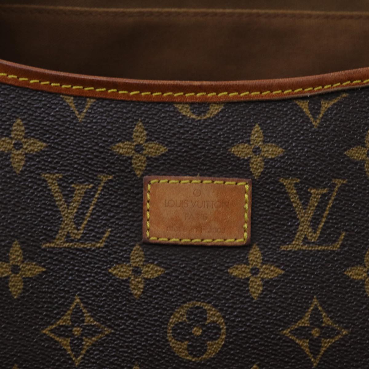 LOUIS VUITTON Monogram Saumur 35 Shoulder Bag M42254 LV 70520