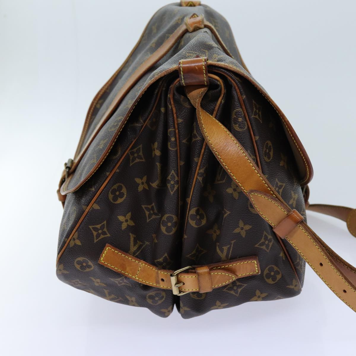 LOUIS VUITTON Monogram Saumur 35 Shoulder Bag M42254 LV 70520
