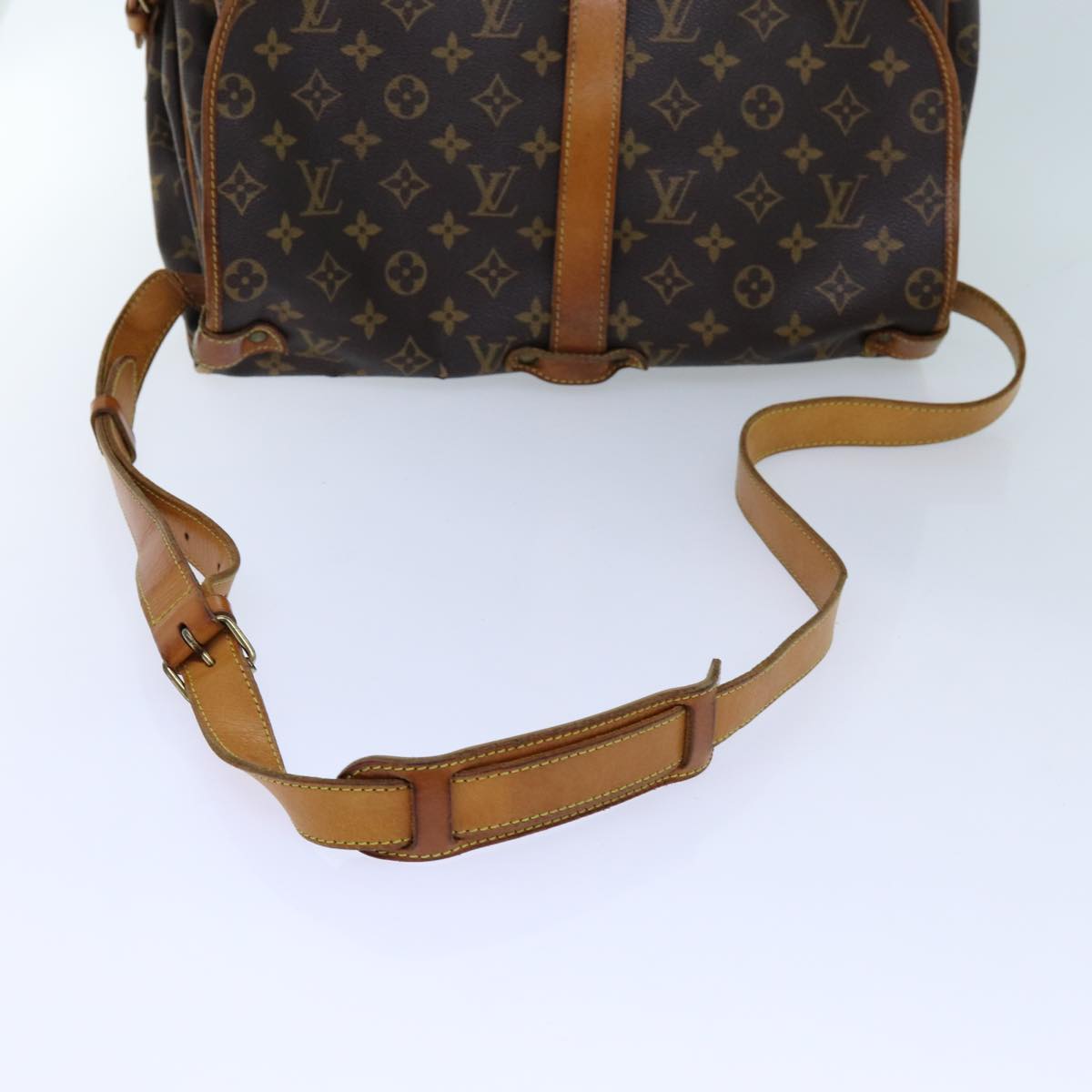 LOUIS VUITTON Monogram Saumur 35 Shoulder Bag M42254 LV 70520