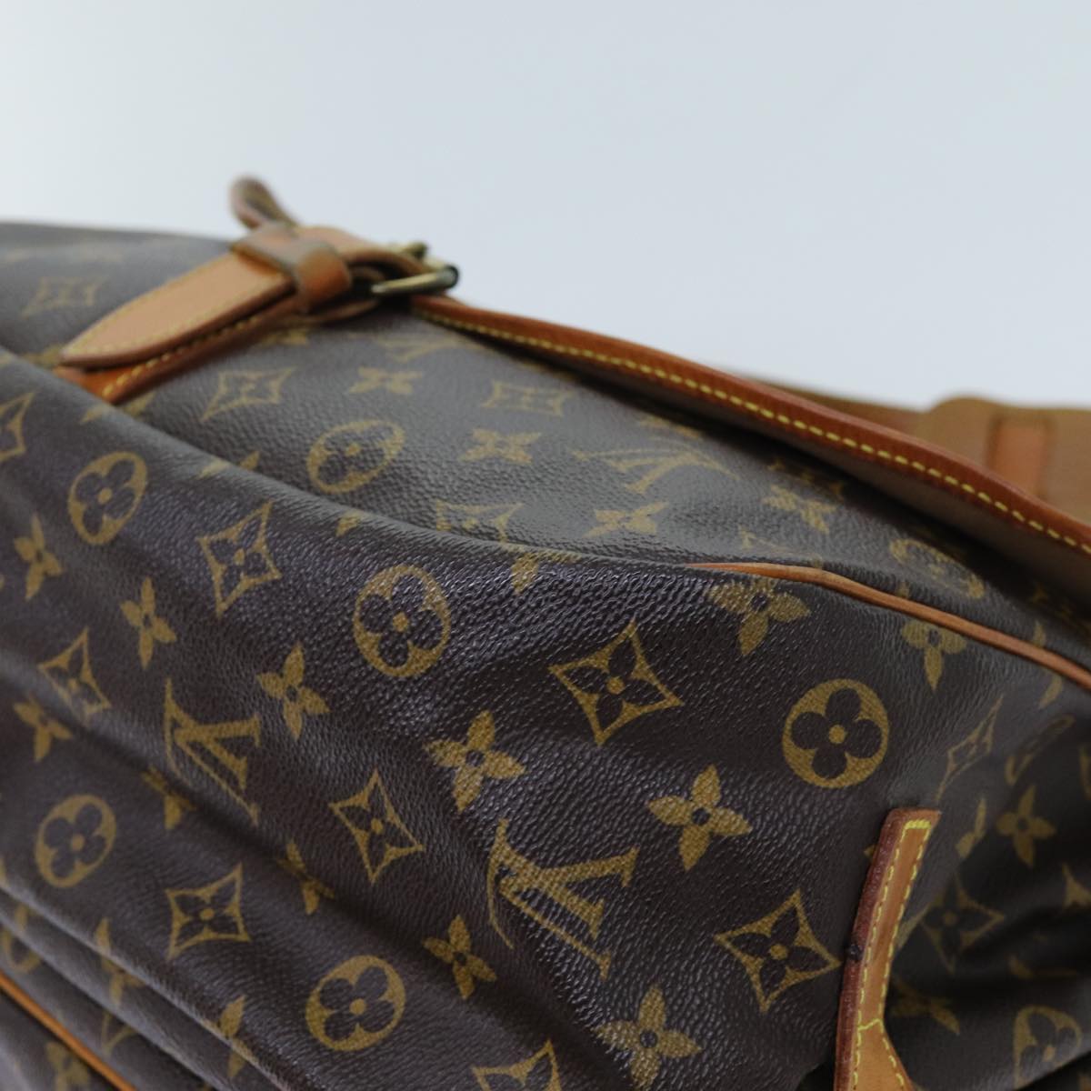 LOUIS VUITTON Monogram Saumur 35 Shoulder Bag M42254 LV 70520