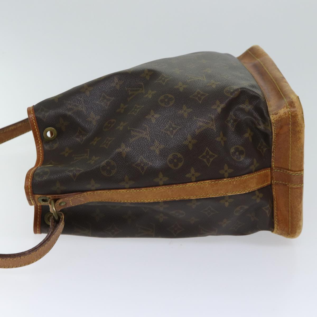 LOUIS VUITTON Monogram Noe Shoulder Bag M42224 LV 70543