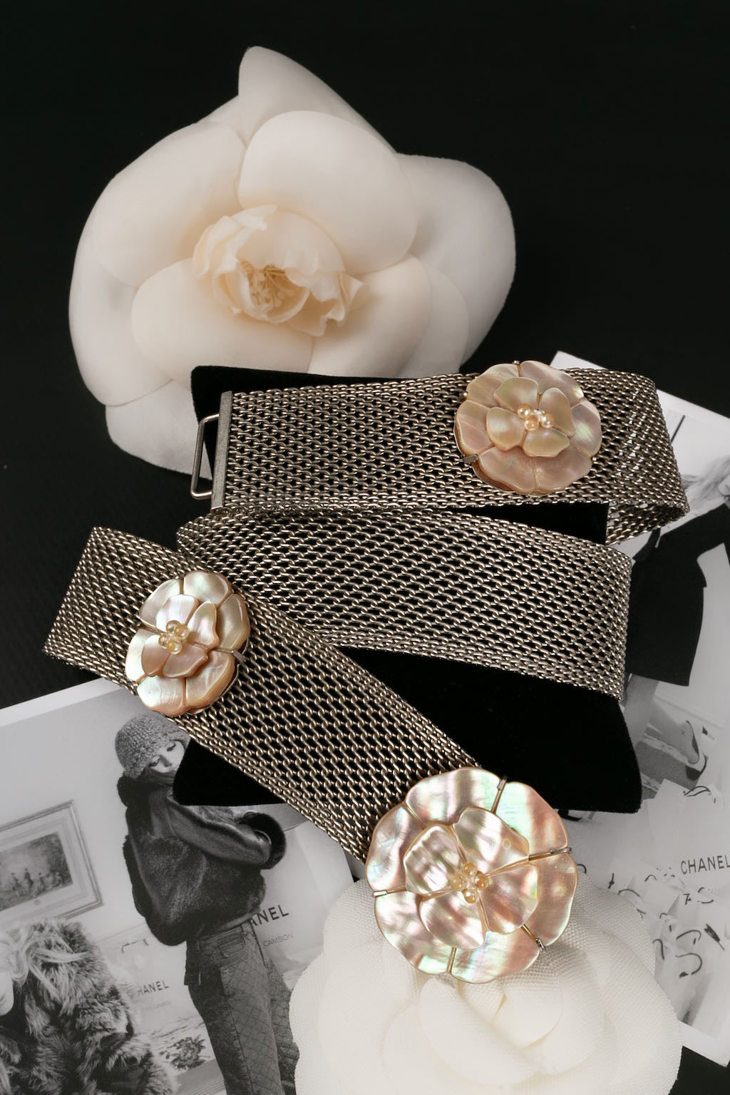 Ceinture camÃ©lias Chanel Automne 1998